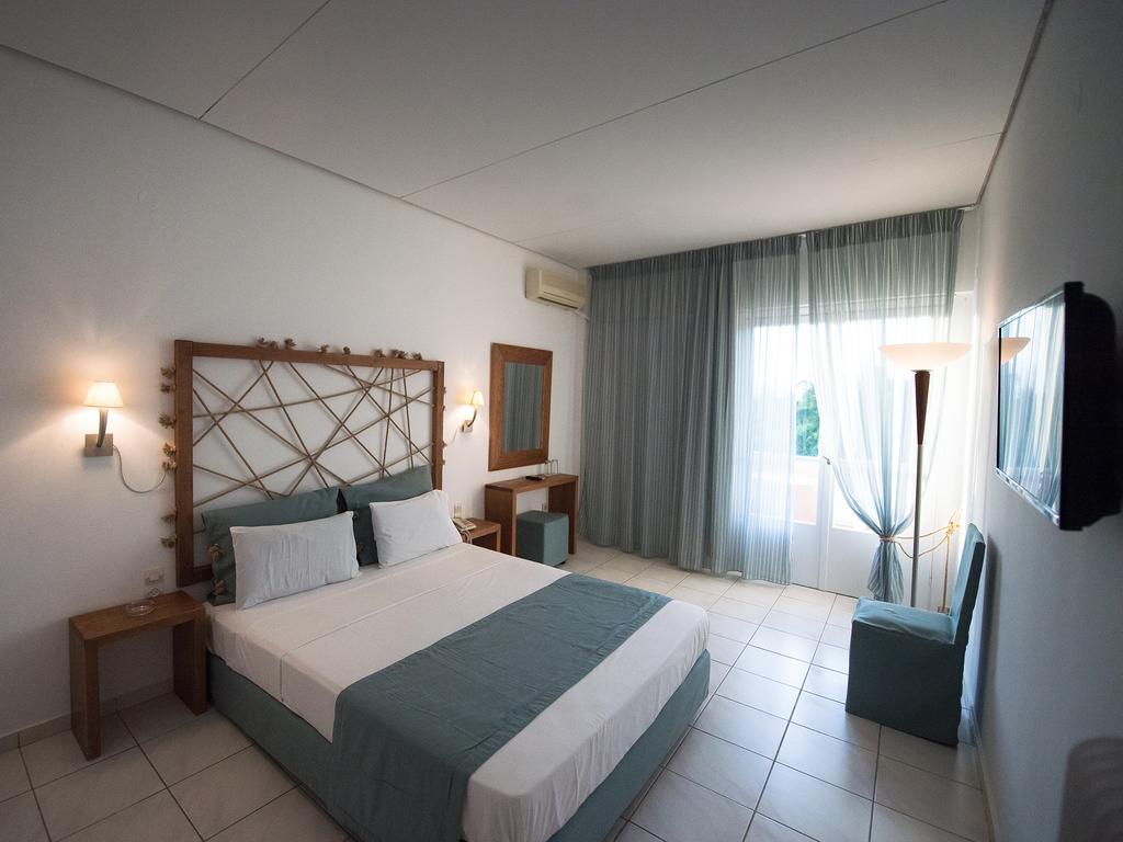 Long Beach Hotel & Resort ลองกอส ภายนอก รูปภาพ